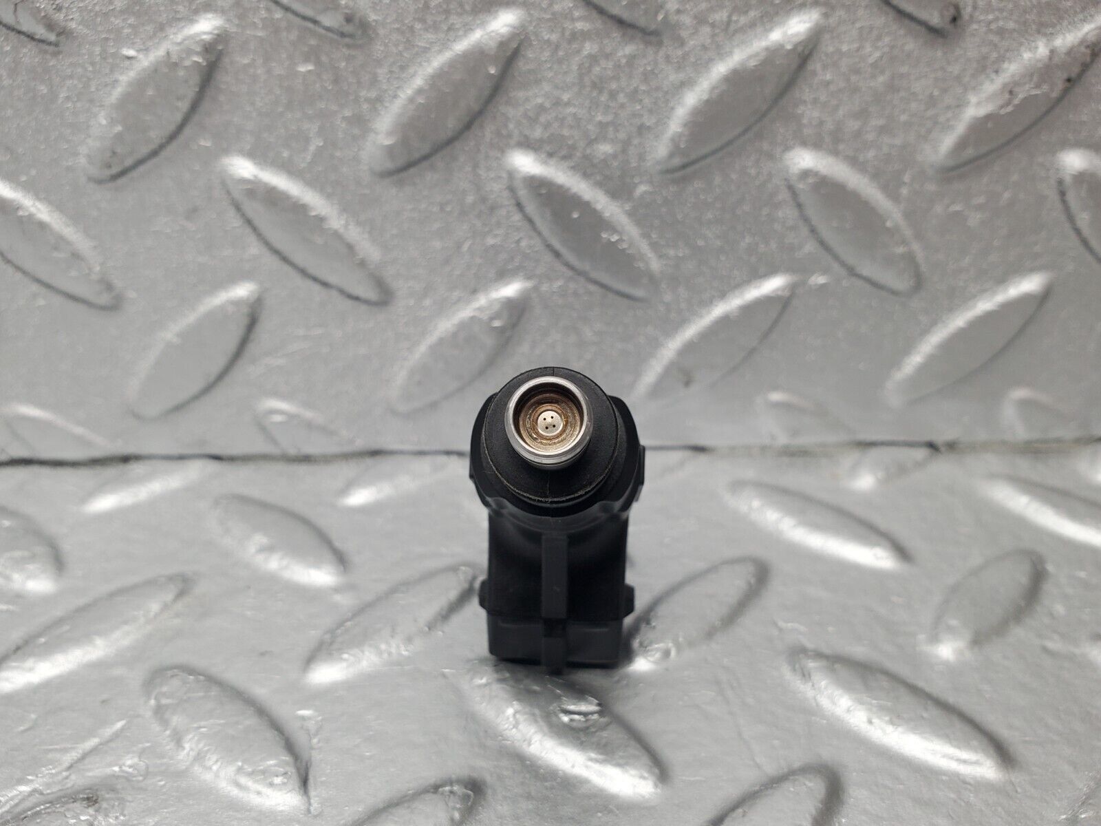 46778 Mercedes-Benz R129 320SL Coupe Fuel Injector Bosch 0280155742 1120780049