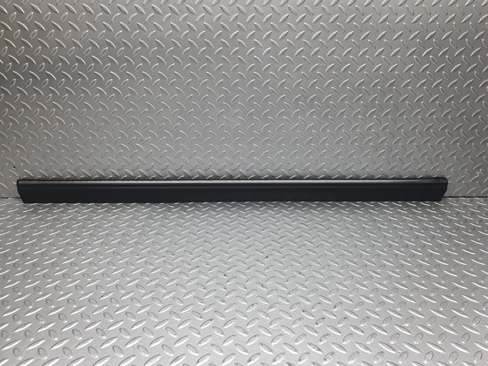 43922 Mercedes-Benz C123 230CE Coupe Left Door Lower Moulding Trim 1236903380