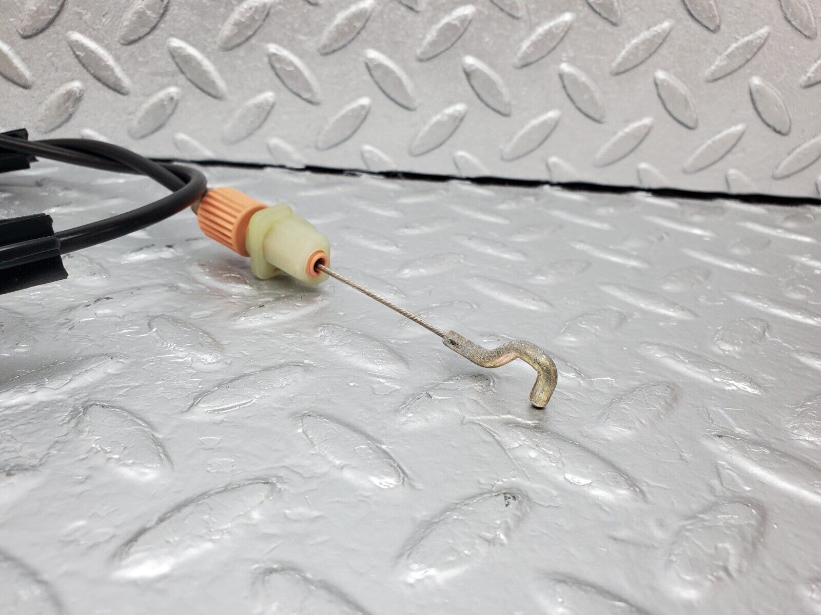 45140 Mercedes-Benz R129 300SL Coupe Door Lock Cable