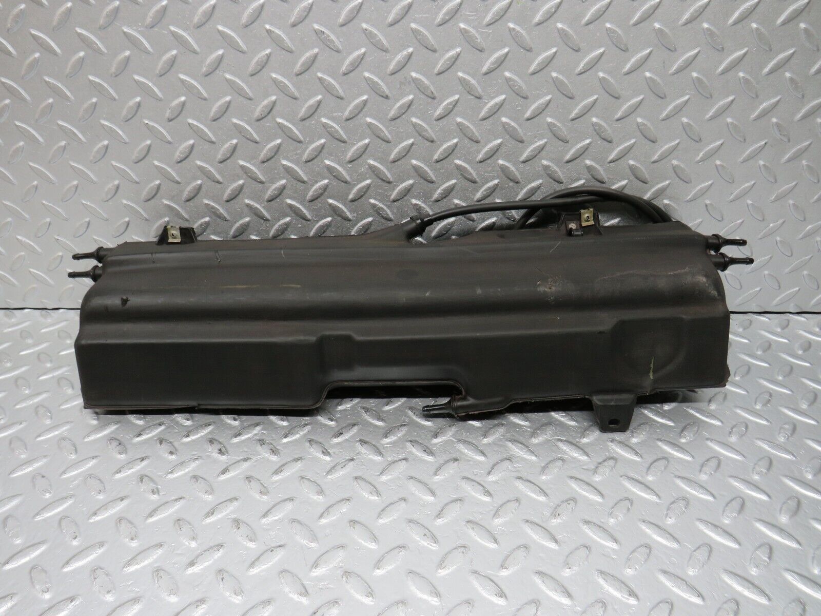 39897 Mercedes-Benz R107 350SL Fuel Gas Vapor Expansion Tank