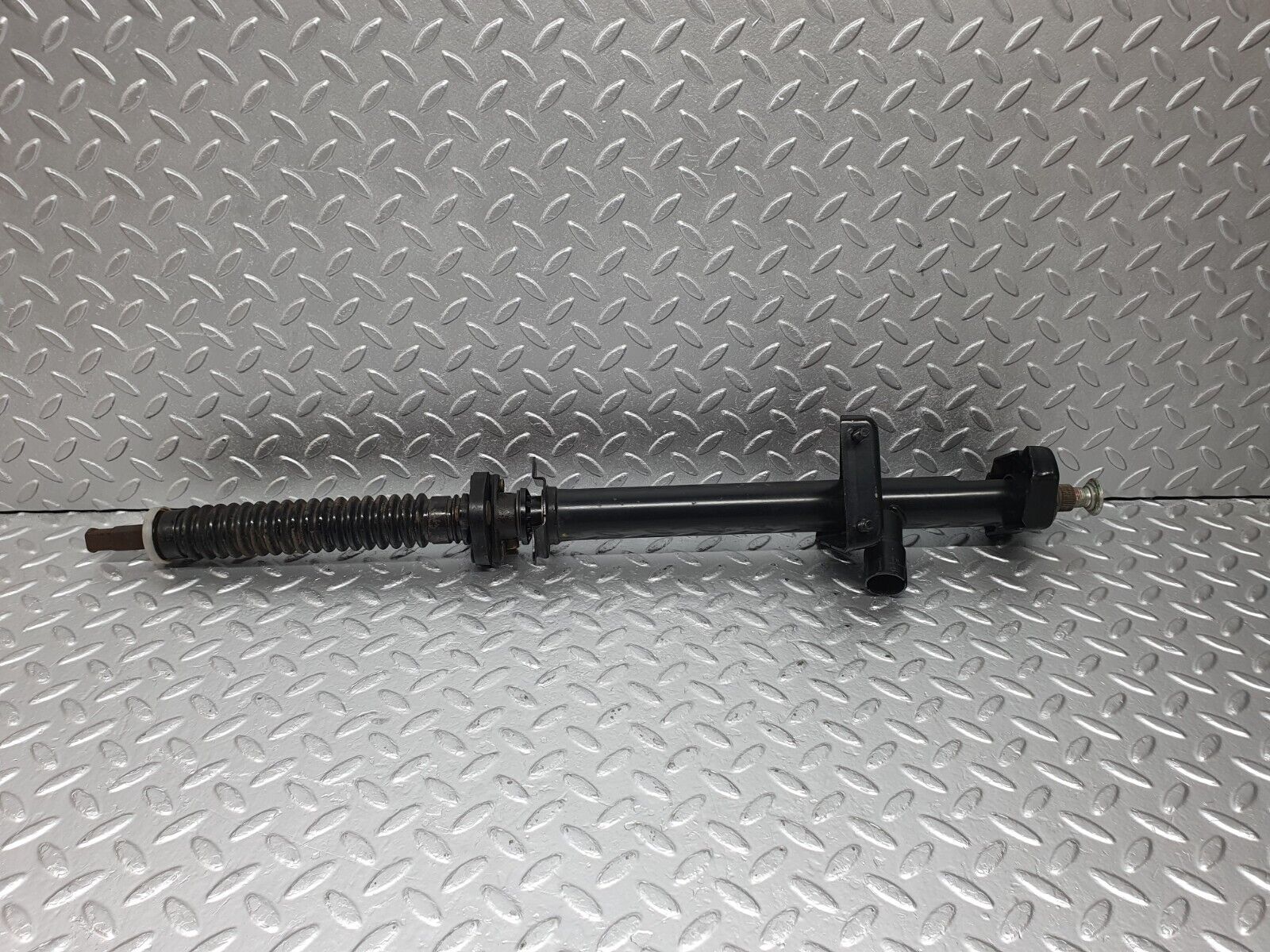 43040 Mercedes-Benz W123 230E Steering Column