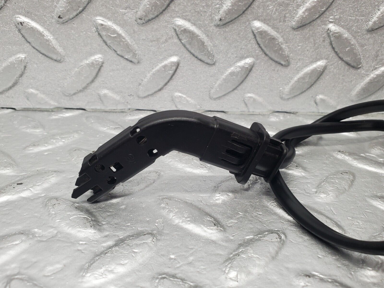 46055 Mercedes-Benz W126 420SE Temperature Sensor 0085450928