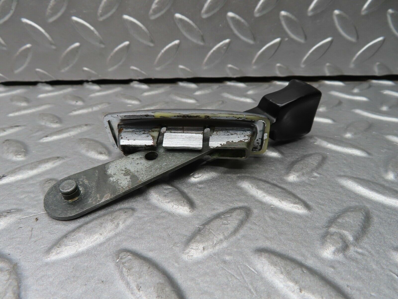 20561 Mercedes-Benz R107 450SL Left Seat Folding Lever