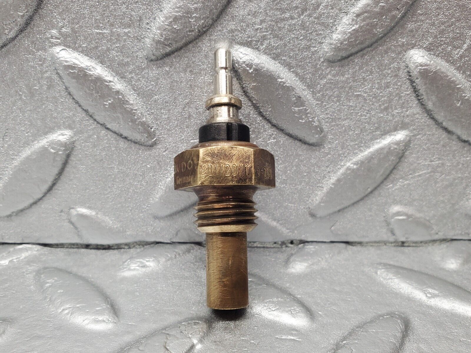 46582 Mercedes-Benz C123 280CE Coupe Coolant Temperature Sensor VDO 0055421017