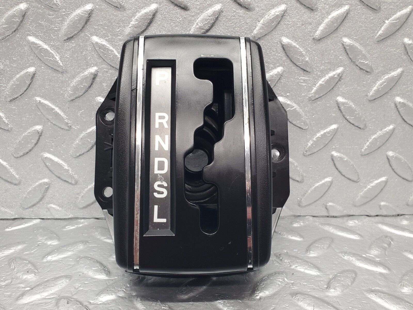 46470 Mercedes-Benz C123 280CE Coupe Automatic Gear Selector Surround Trim