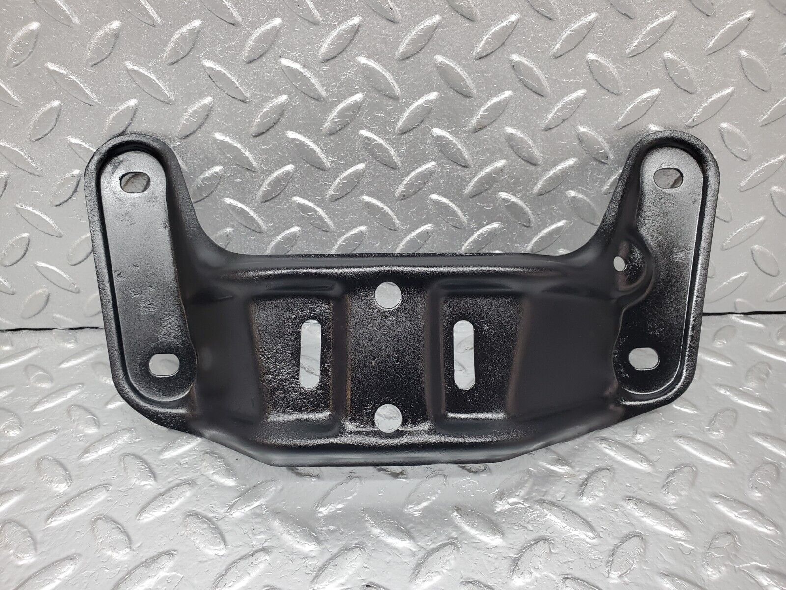 44473 Mercedes-Benz W123 280E Gearbox Mount Bracket