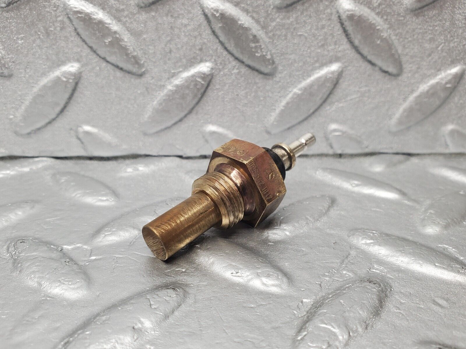 46582 Mercedes-Benz C123 280CE Coupe Coolant Temperature Sensor VDO 0055421017