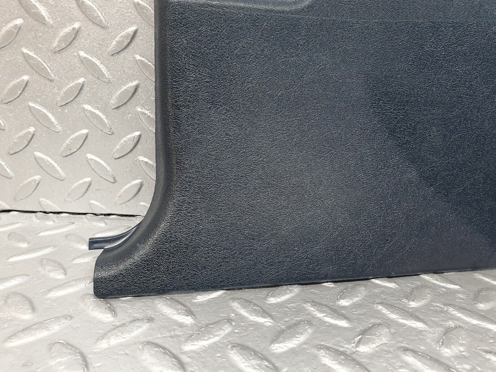 42652 Mercedes-Benz W201 190 2.0L Kick Panel Left Blue 2016880506