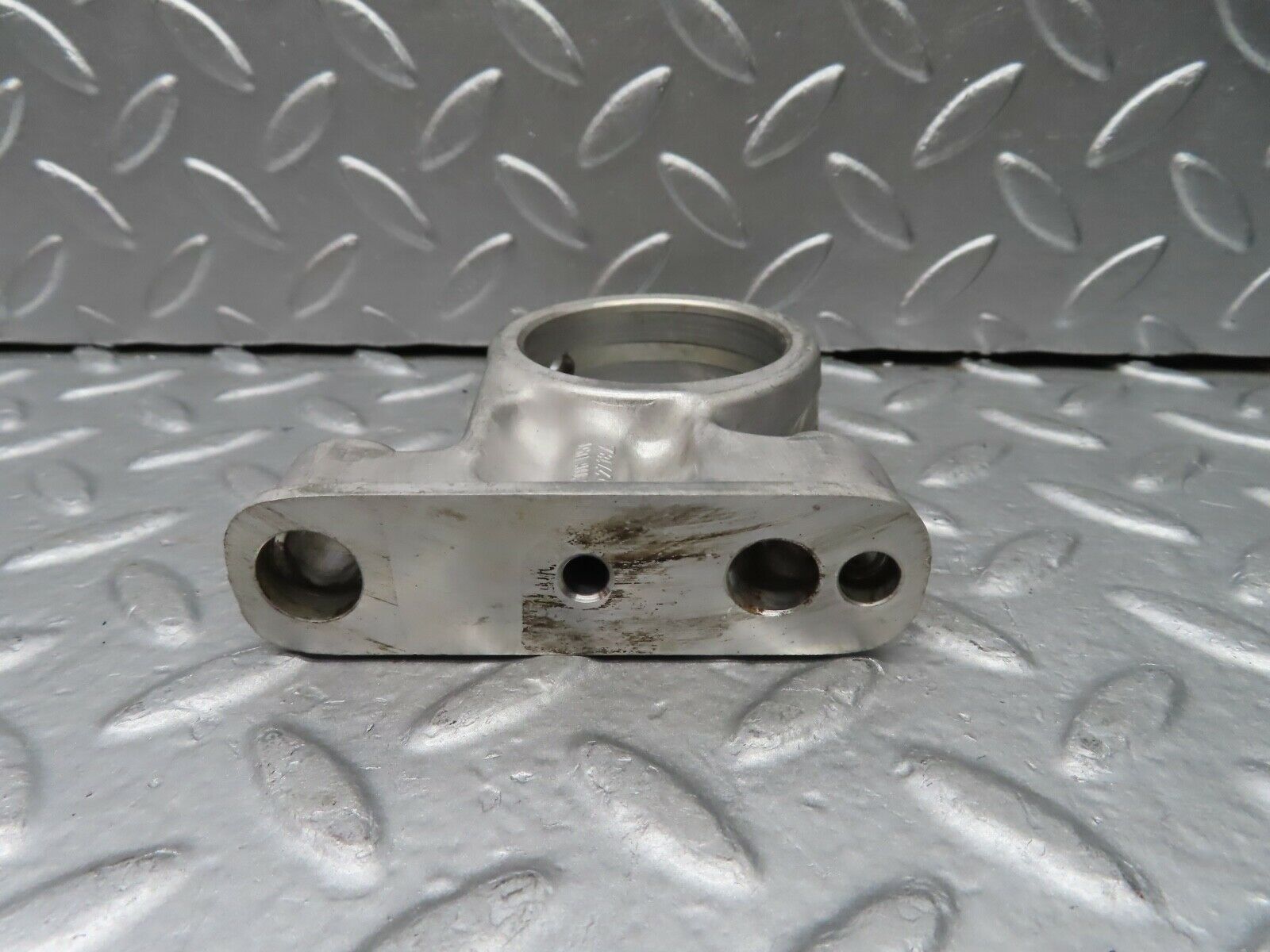 20646 Mercedes-Benz R107 450SL Camshaft Tower Bearing 1160512718