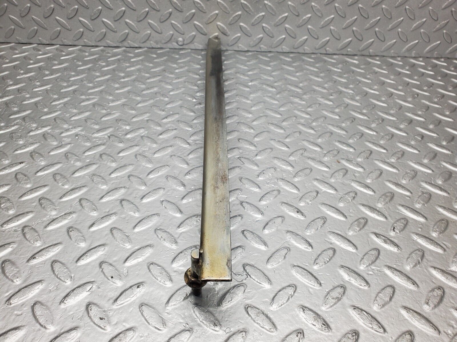 46351 Mercedes-Benz C123 280CE Coupe Front Right Window Channel