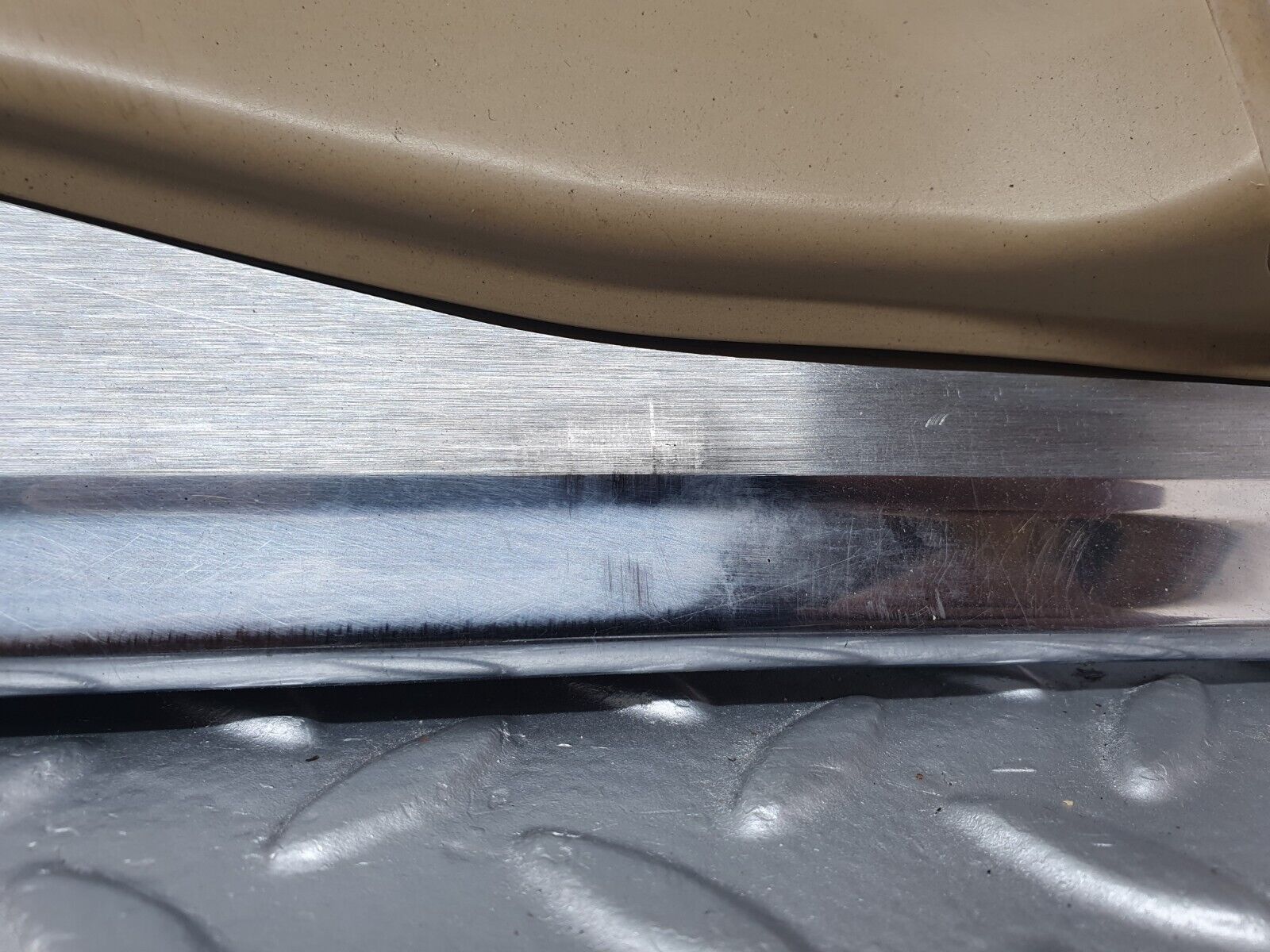 42445 Mercedes-Benz R129 320SL Coupe Left Door Sill Beige 1296800335