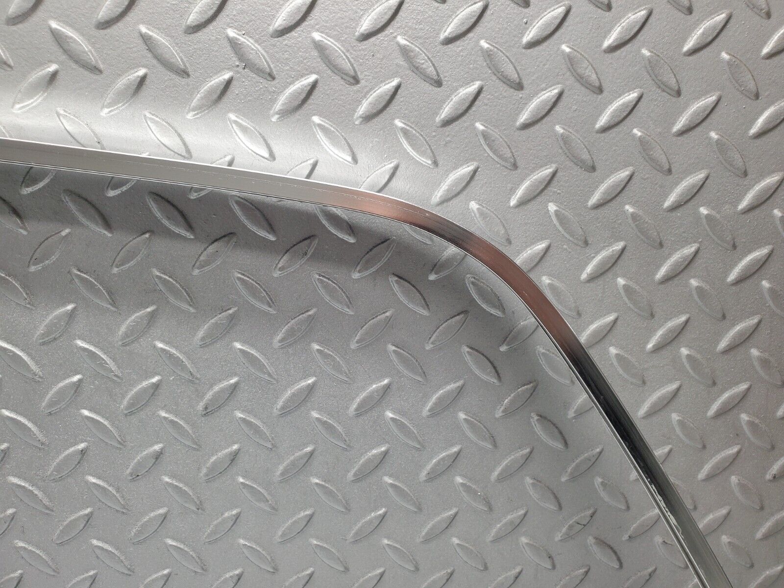 46503 Mercedes-Benz C123 280CE Coupe Chrome Roof Trim Cladding Right Side