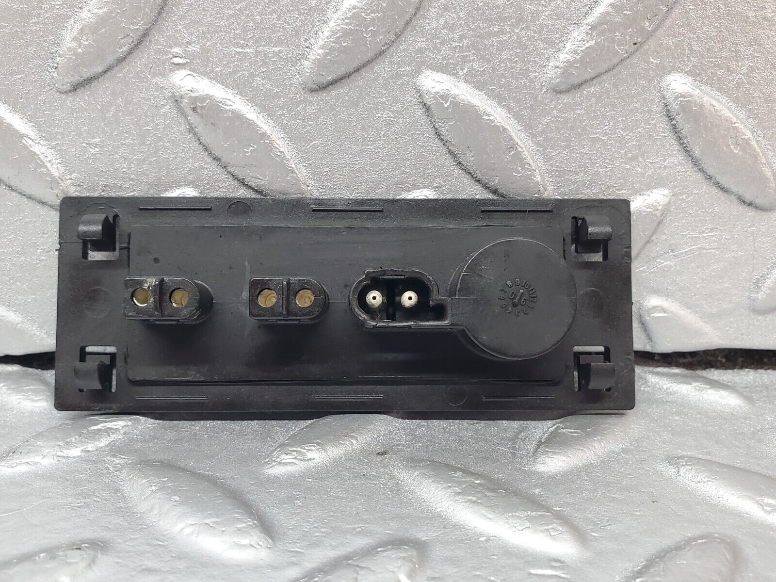 45312 Mercedes-Benz R129 300SL Coupe Windscreen Washer Nozzle Connector 1268201111