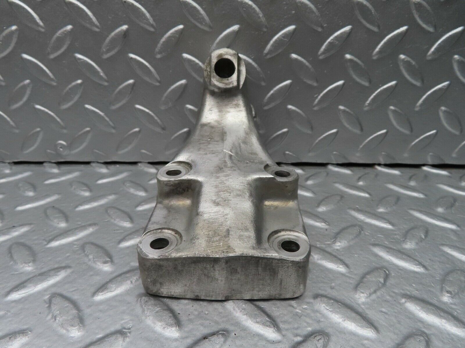 20633 Mercedes-Benz R107 450SL Engine Mount Bracket Left 1162232204