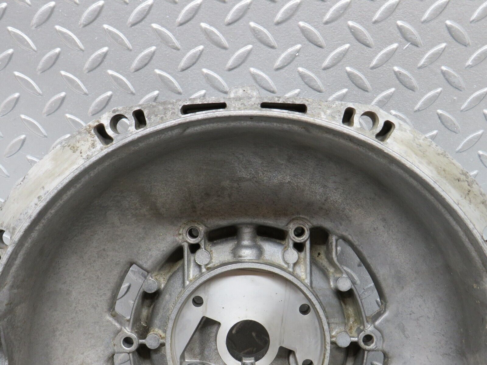 36426 Mercedes-Benz R107 450SL Automatic Gearbox Bell Housing 1092570601