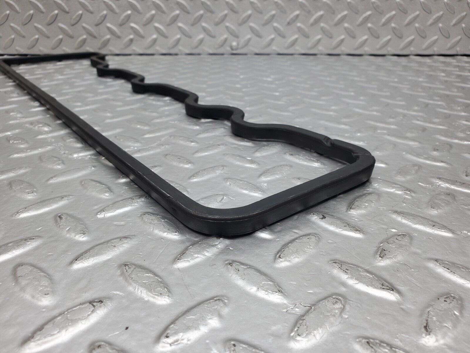 45283 Mercedes-Benz C107 350SLC Coupe Valve Cover Gasket Right Side 1160160621