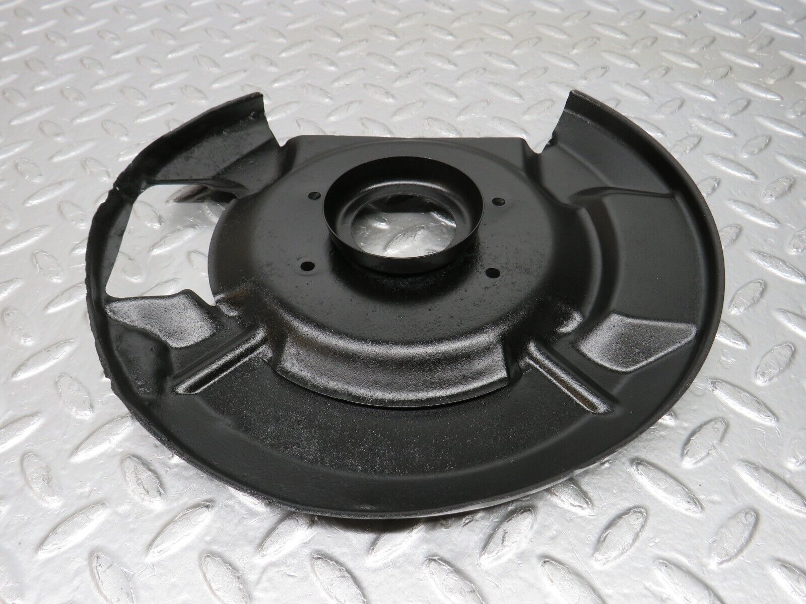 33015 Mercedes-Benz C107 R107 350 V8 Front Left Brake Disc Protection Plate