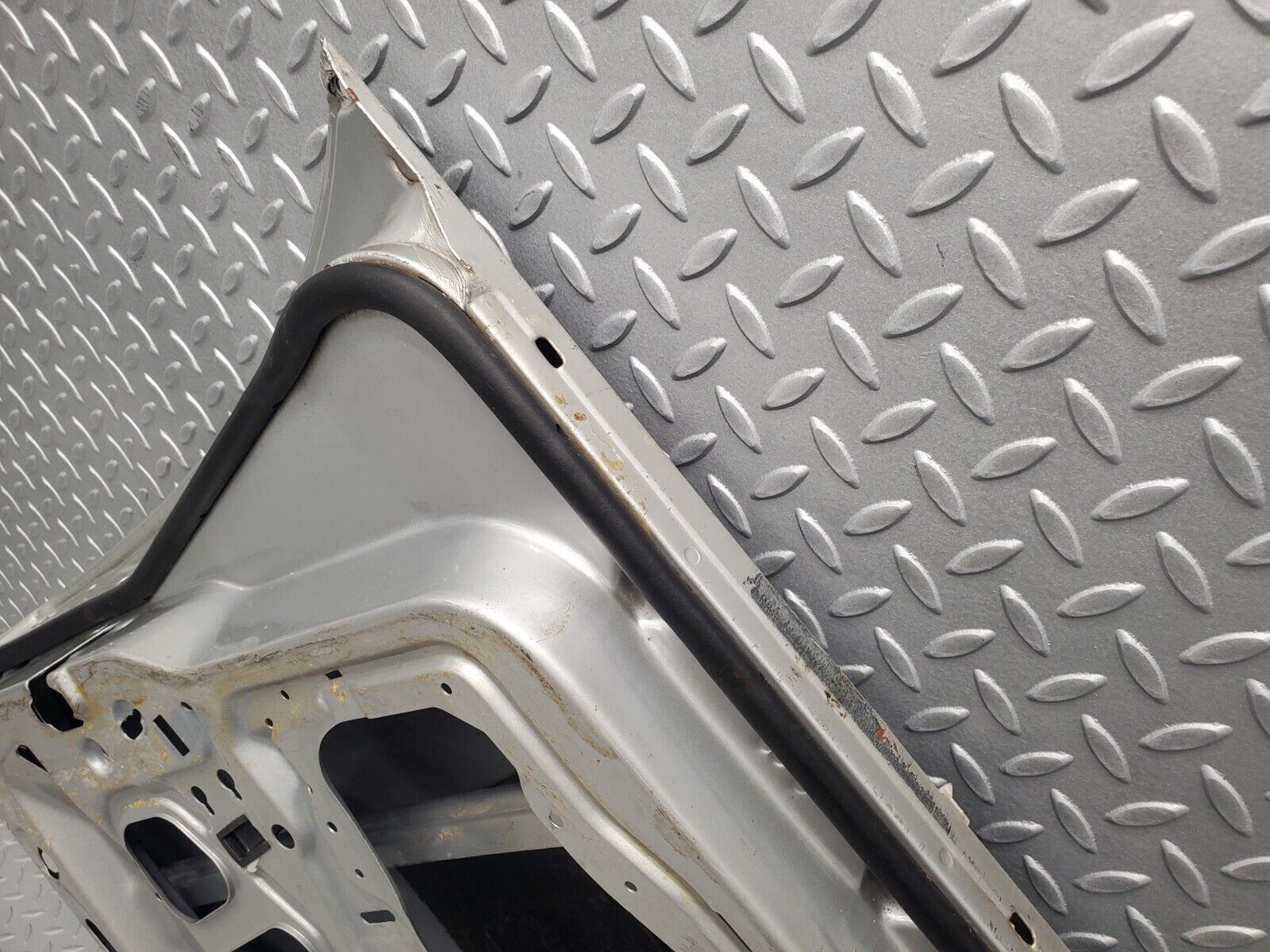 46121 Mercedes-Benz W124 Front Right Door