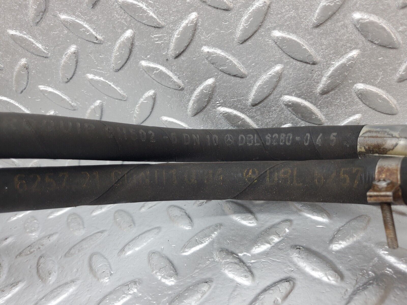 44513 Mercedes-Benz W123 280E Power Steering Oil Pipe Hose