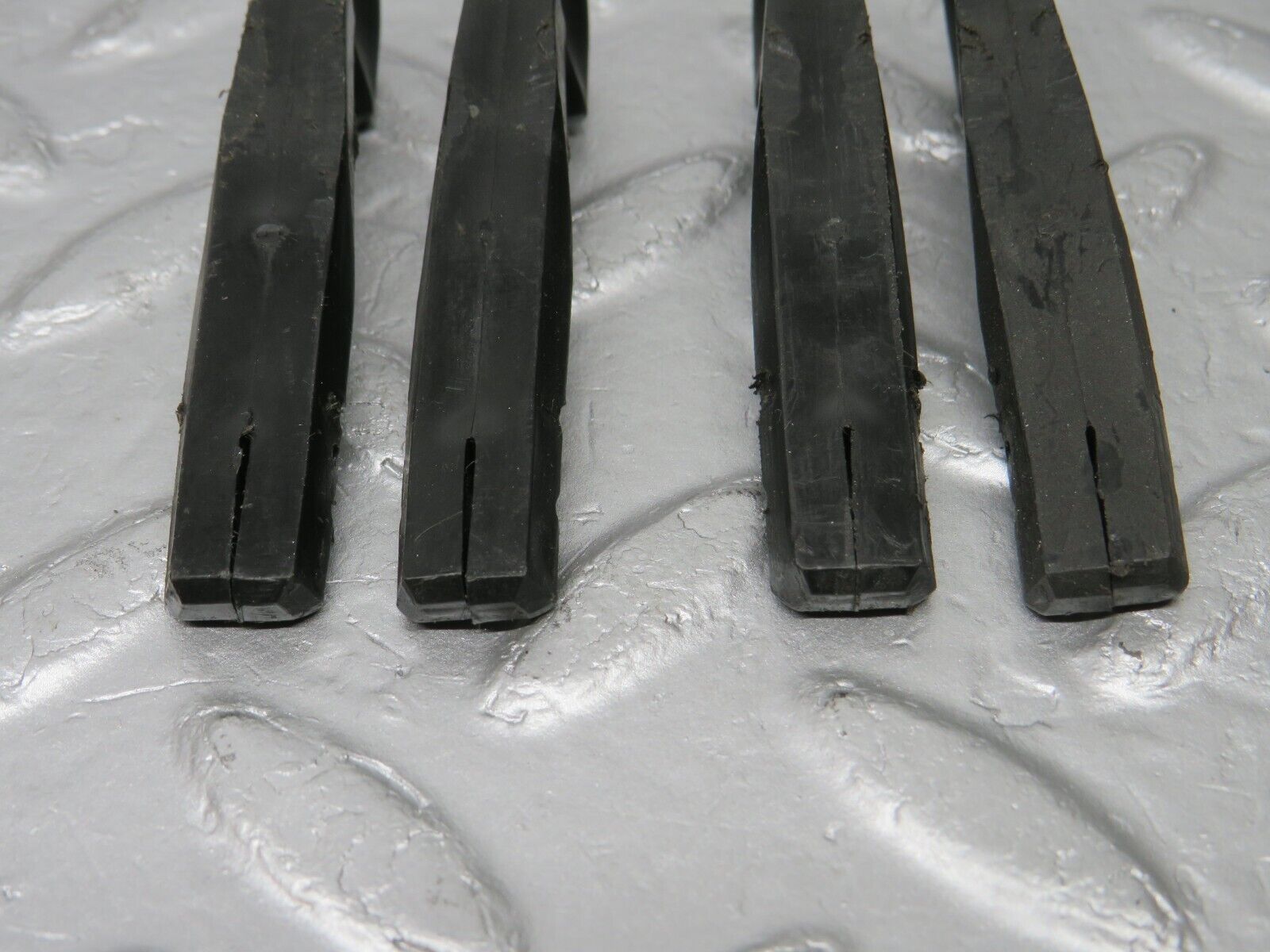 40328 Mercedes-Benz W110 230 Heater Control Knob Set