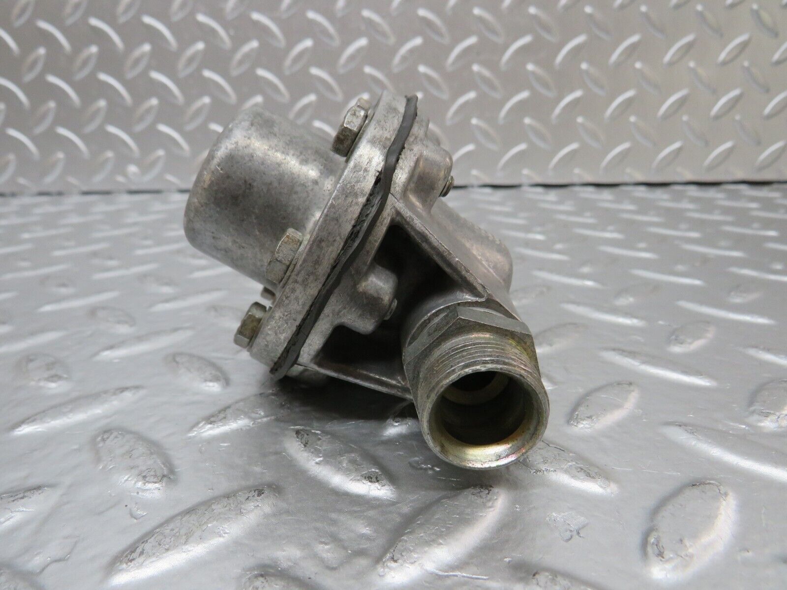 25095 Mercedes-Benz R107 C107 Oil Pressure Damper 1161870494