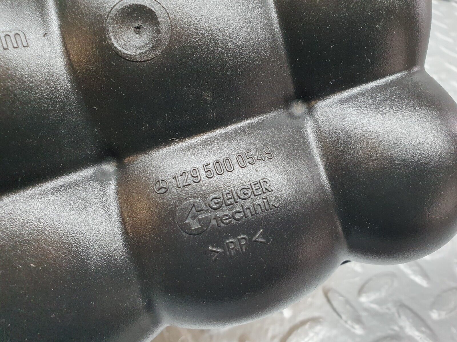 42179 Mercedes-Benz R129 320SL Coupe Coolant Reservoir Tank 1295000549 1245000406