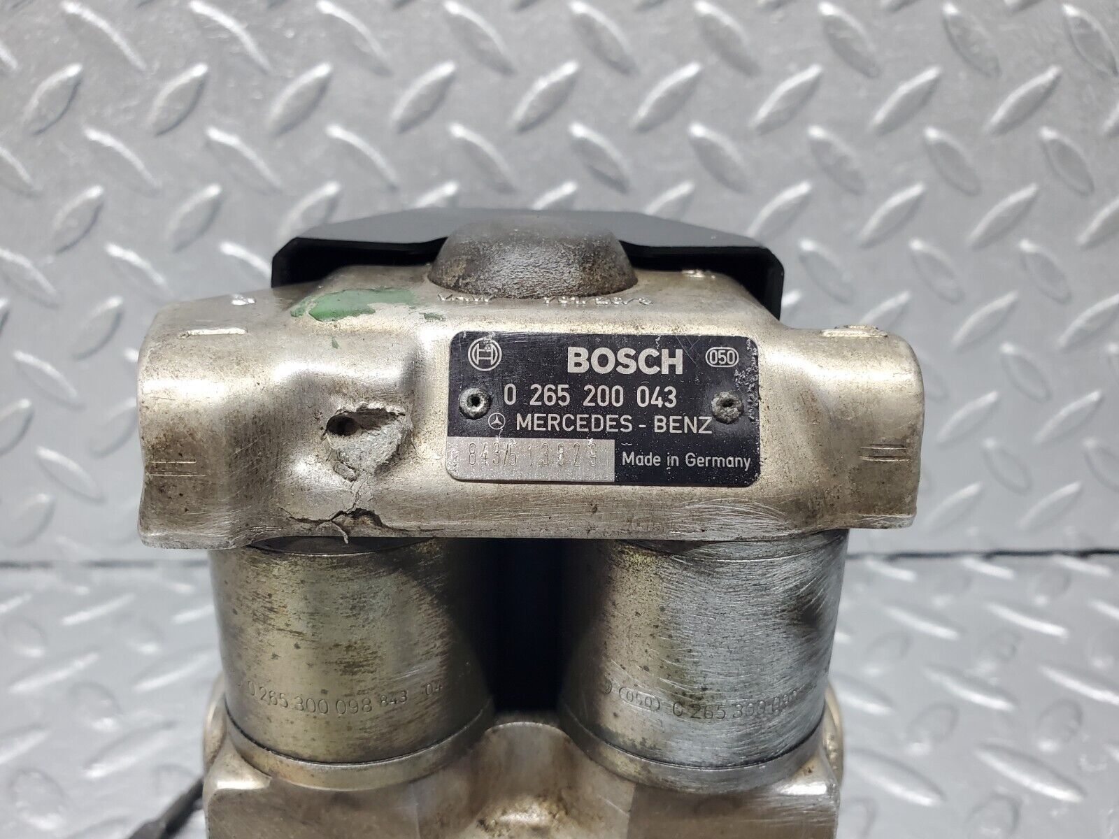 45835 Mercedes-Benz W126 420SE ABS Brake Pump Bosch 0265200043 0332002171