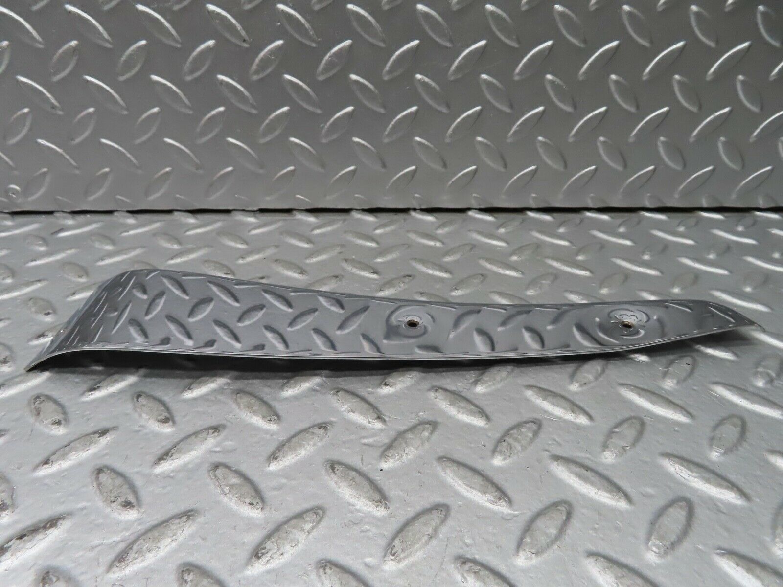 20513 Mercedes-Benz R107 450SL Left Door Chrome Cover