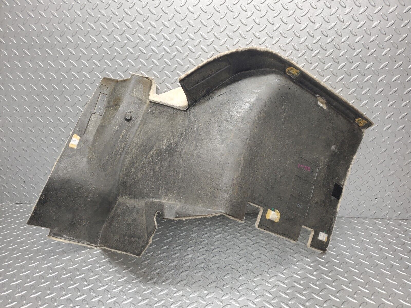 46986 Mercedes-Benz R129 320SL Coupe Rear Left Wall Carpet Beige