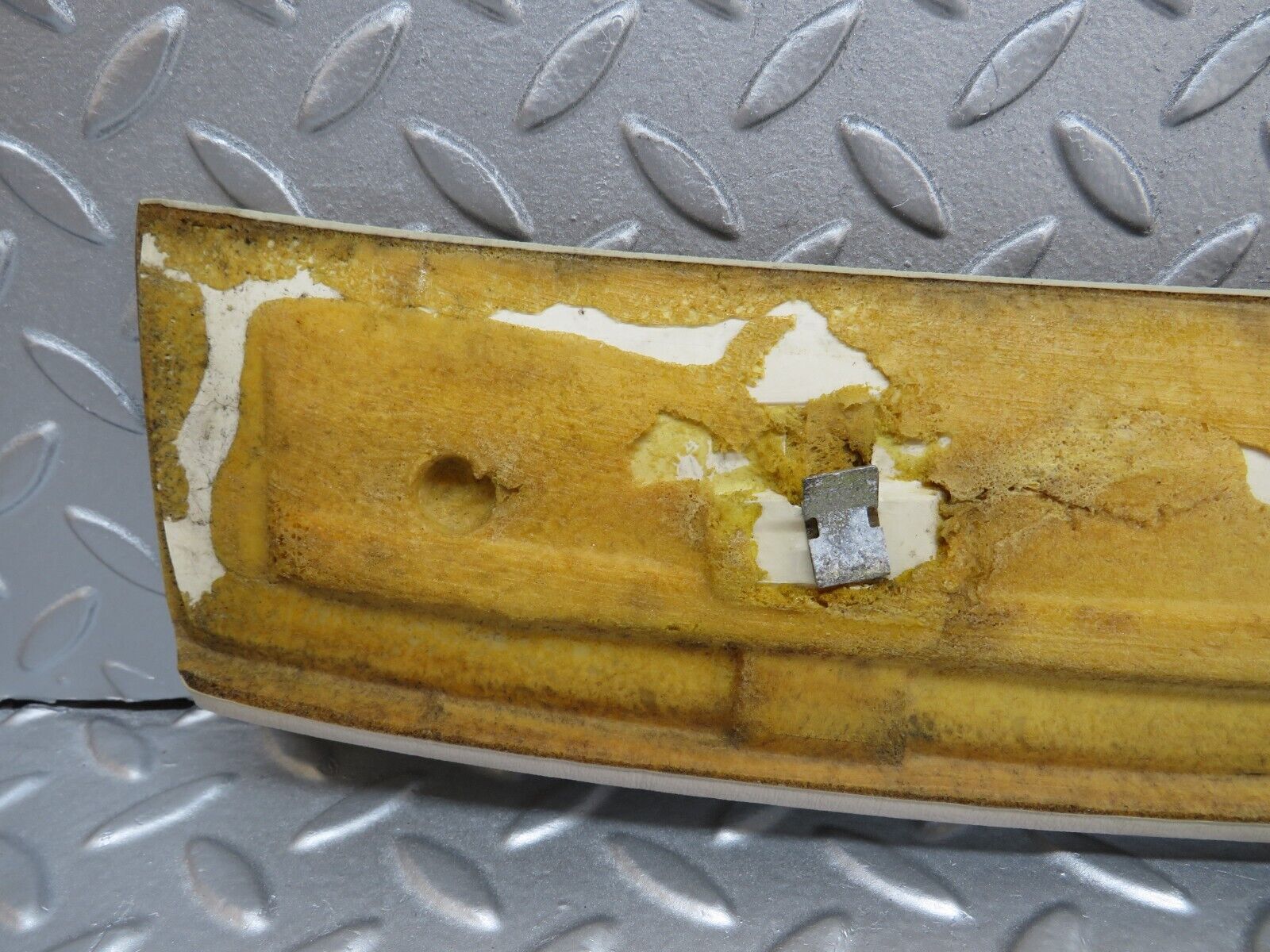 40191 Mercedes-Benz R107 Hardtop Rear Headlining Panel Beige