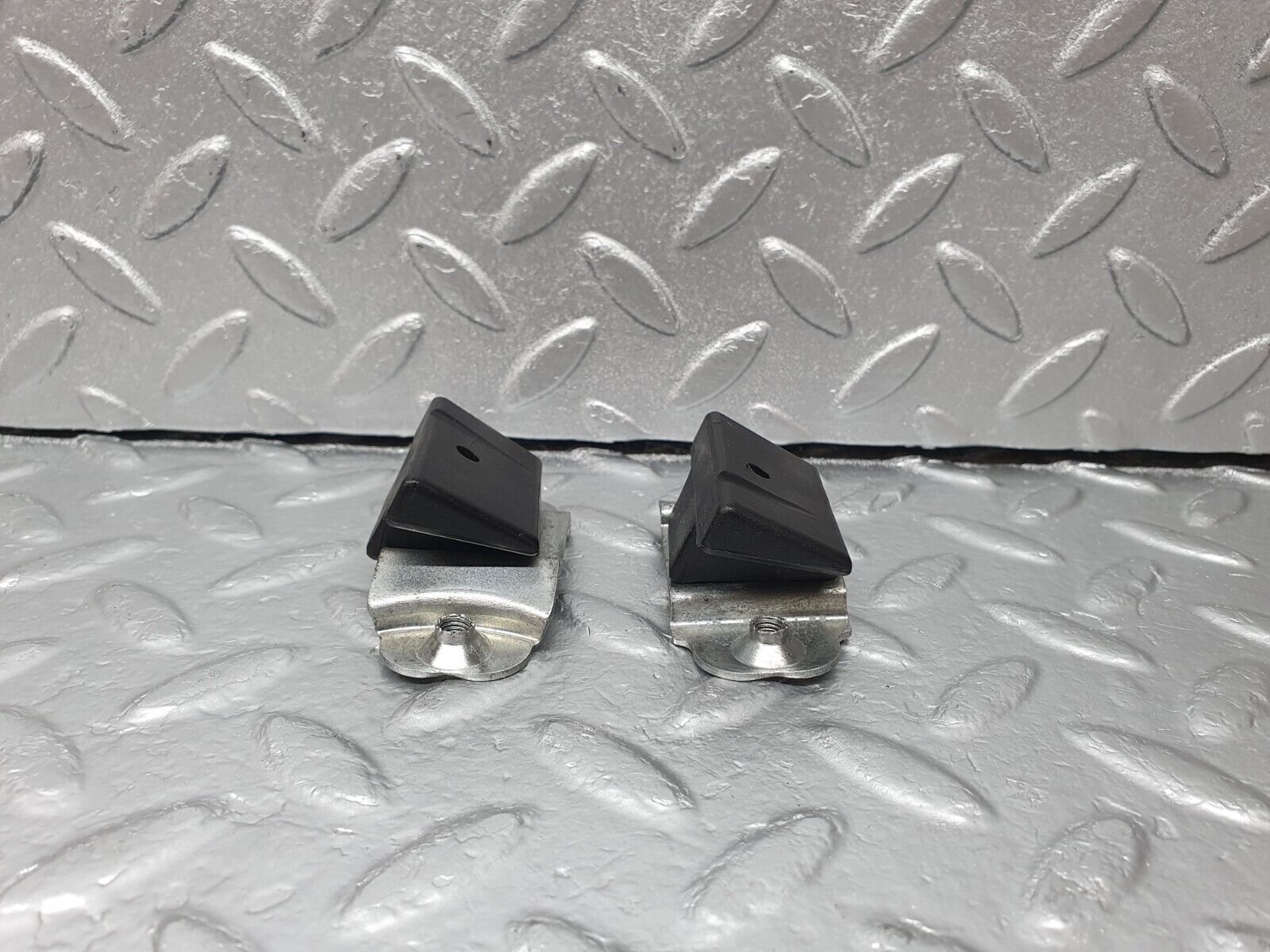 42534 Mercedes-Benz R129 320SL Coupe Trunk Boot Lid Bump Buffer