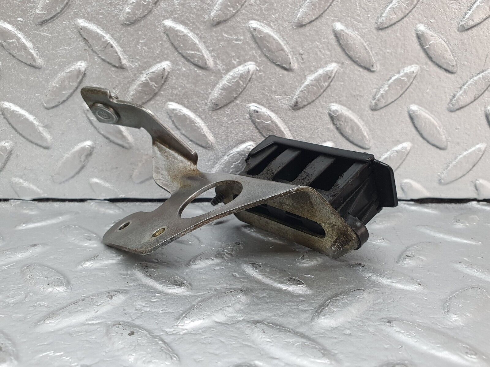 44135 Mercedes-Benz C123 230CE Coupe Cable Wire Connector 1235400369