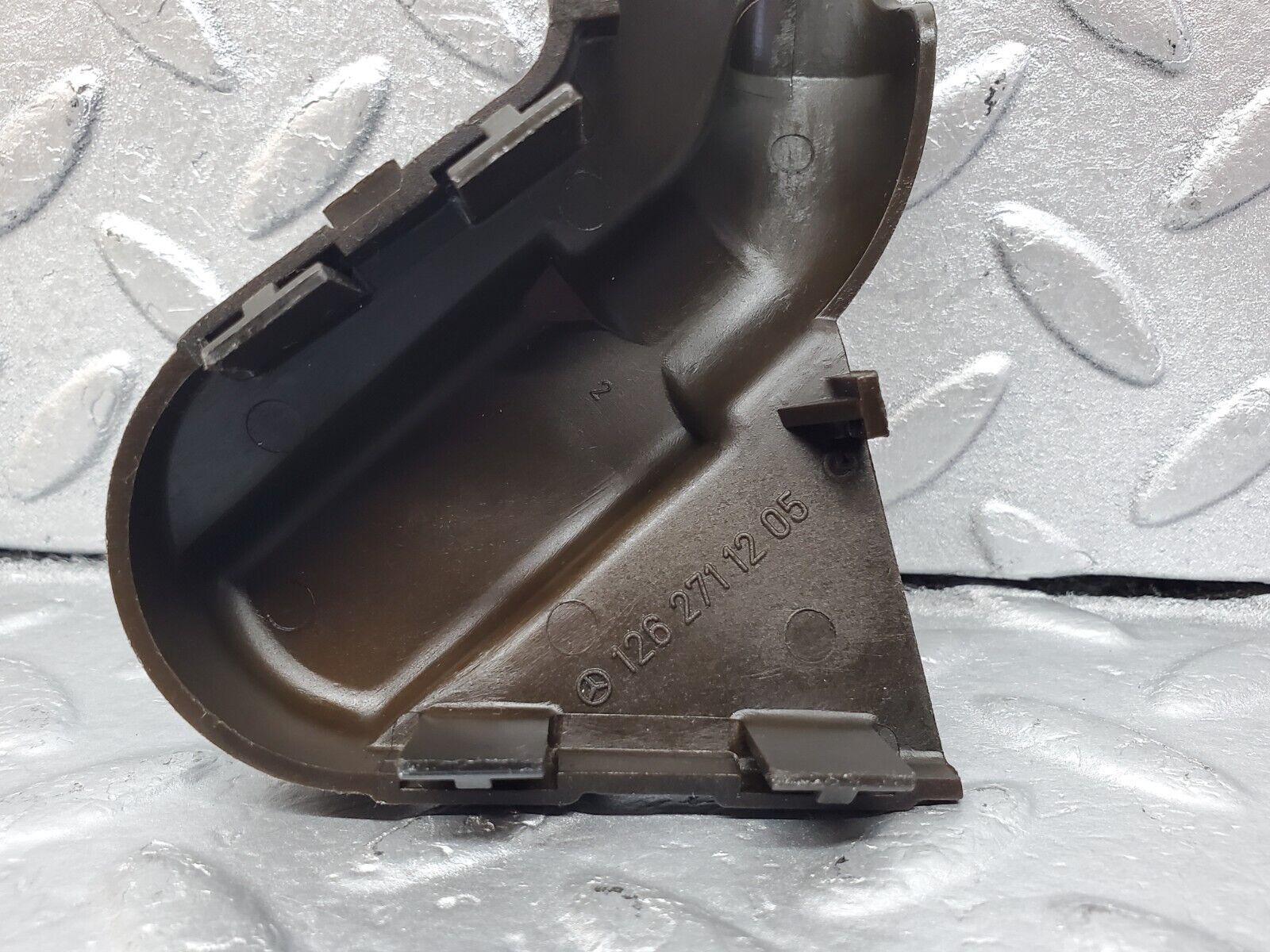 45969 Mercedes-Benz W126 420SE Automatic Gearbox Sensor Cover 1262711205