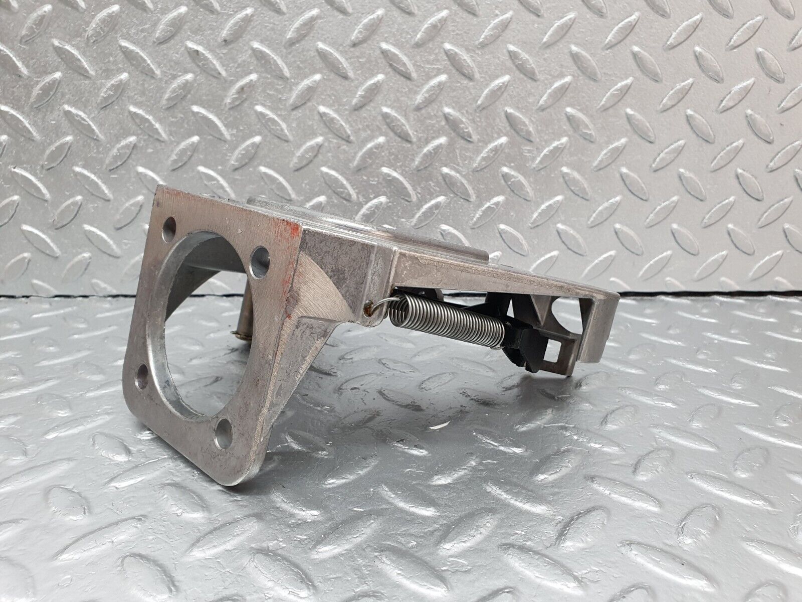 42200 Mercedes-Benz R129 320SL Coupe Brake Pedal Bracket 1242901019 1402921031