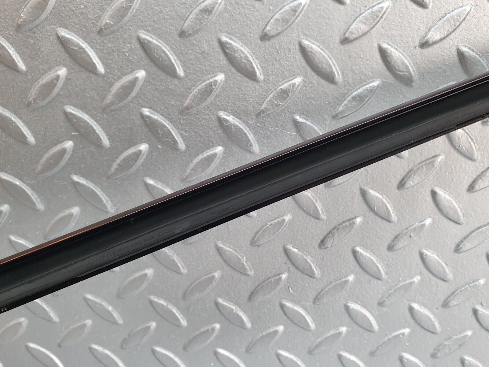 42112 Mercedes-Benz W202 C200 Roof Trim Right Side