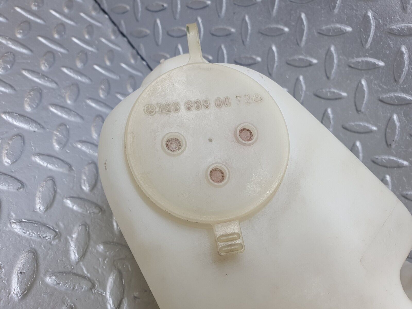 43594 Mercedes-Benz C126 380SEC Coupe Windscreen Washer Fluid Reservoir 1268690420 1238690072