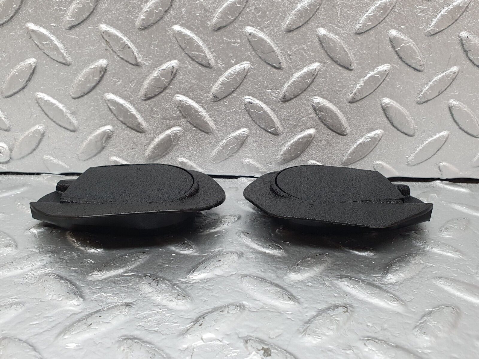 44160 Mercedes-Benz C123 230CE Coupe Seat Belt Runner Cover Trim Pair Black 1239192520 1239192620 1239193020 1239192920