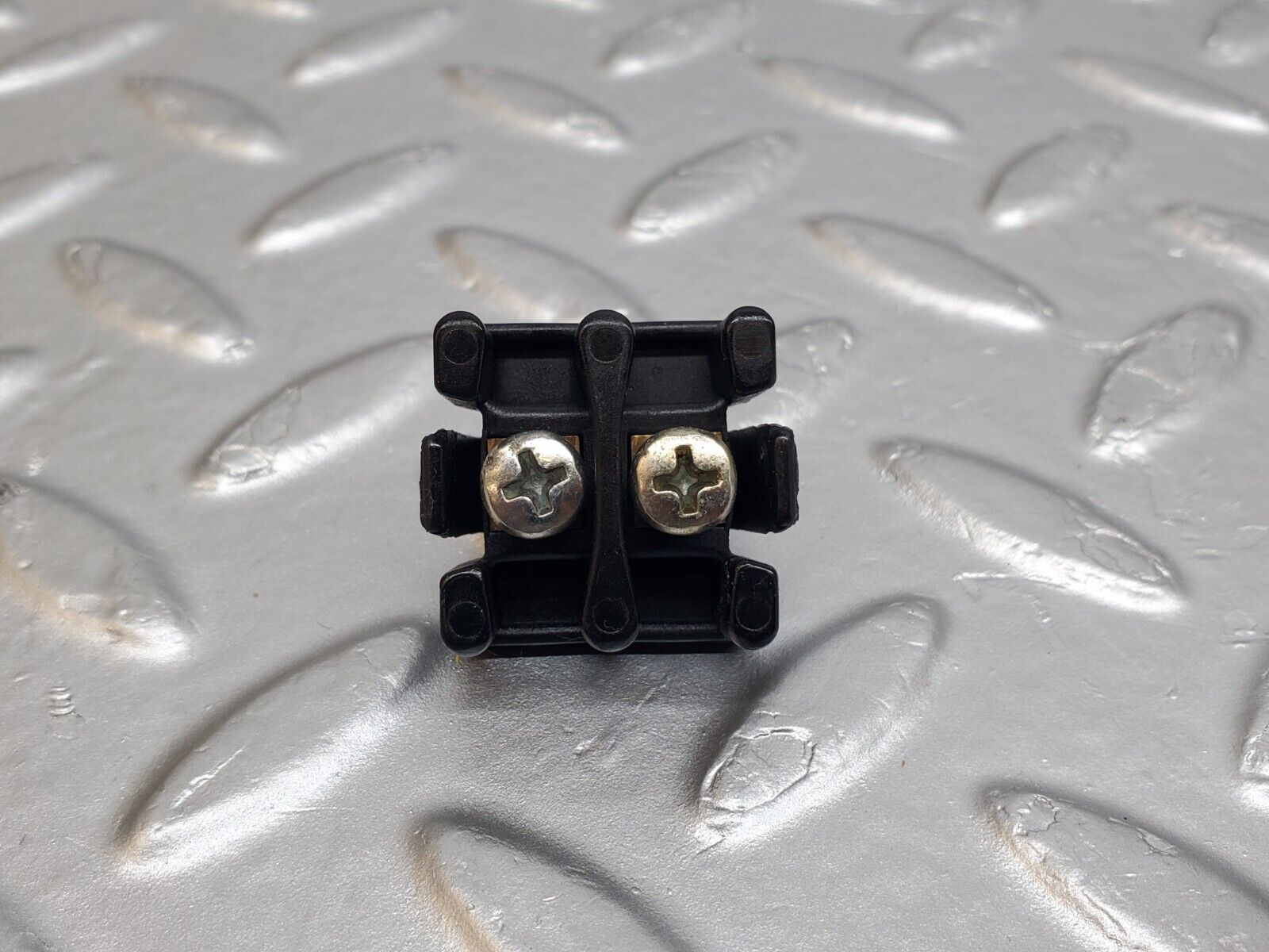 44719 Mercedes-Benz W124 220E Wiring Cable Junction 0005400269