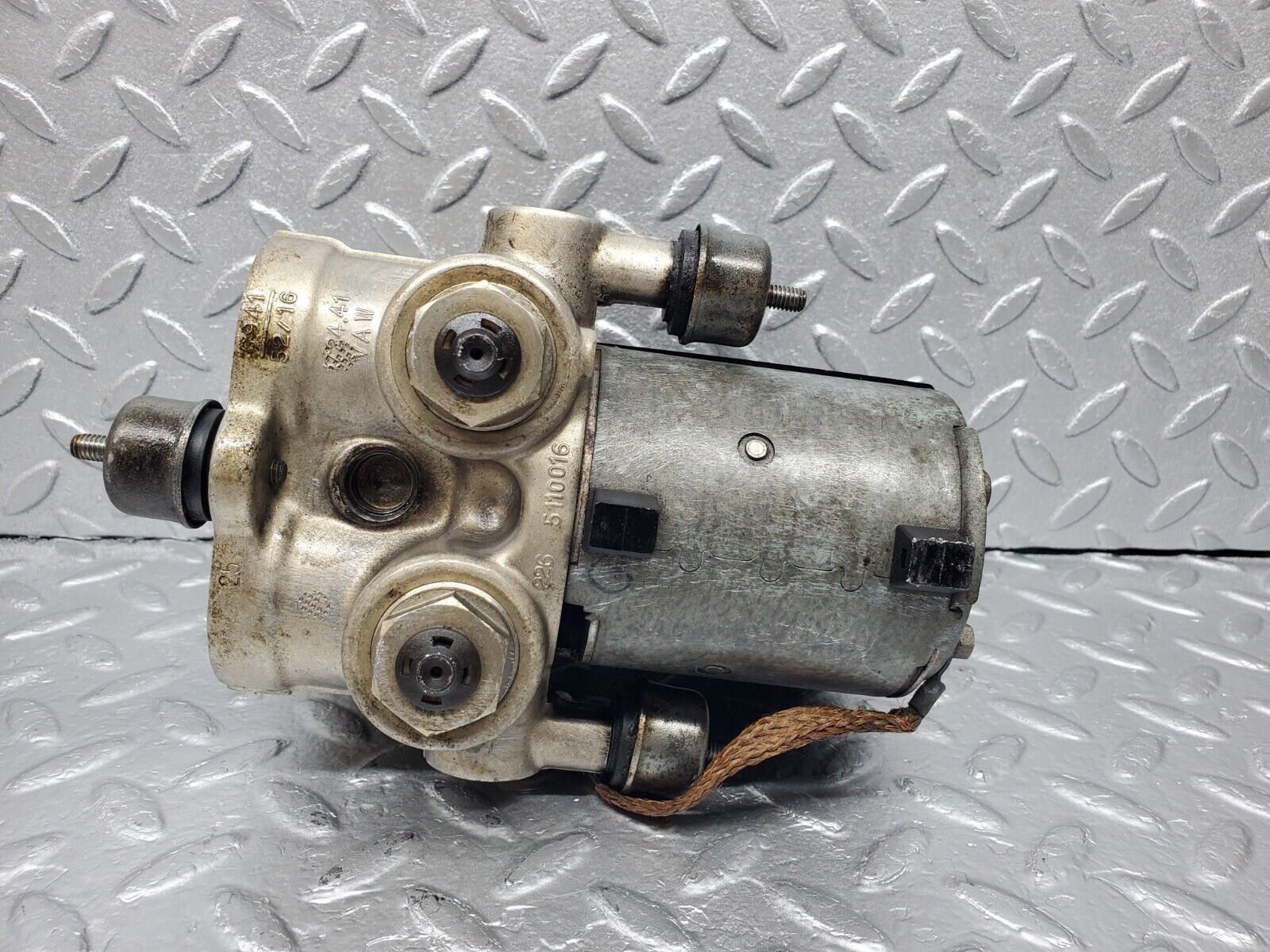 45835 Mercedes-Benz W126 420SE ABS Brake Pump Bosch 0265200043 0332002171