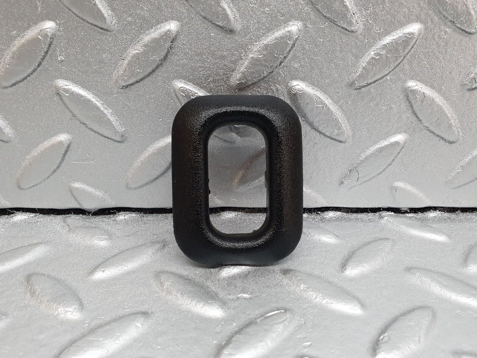 42045 Mercedes-Benz W202 C200 Window Switch Control Button Frame Housing 2028210159