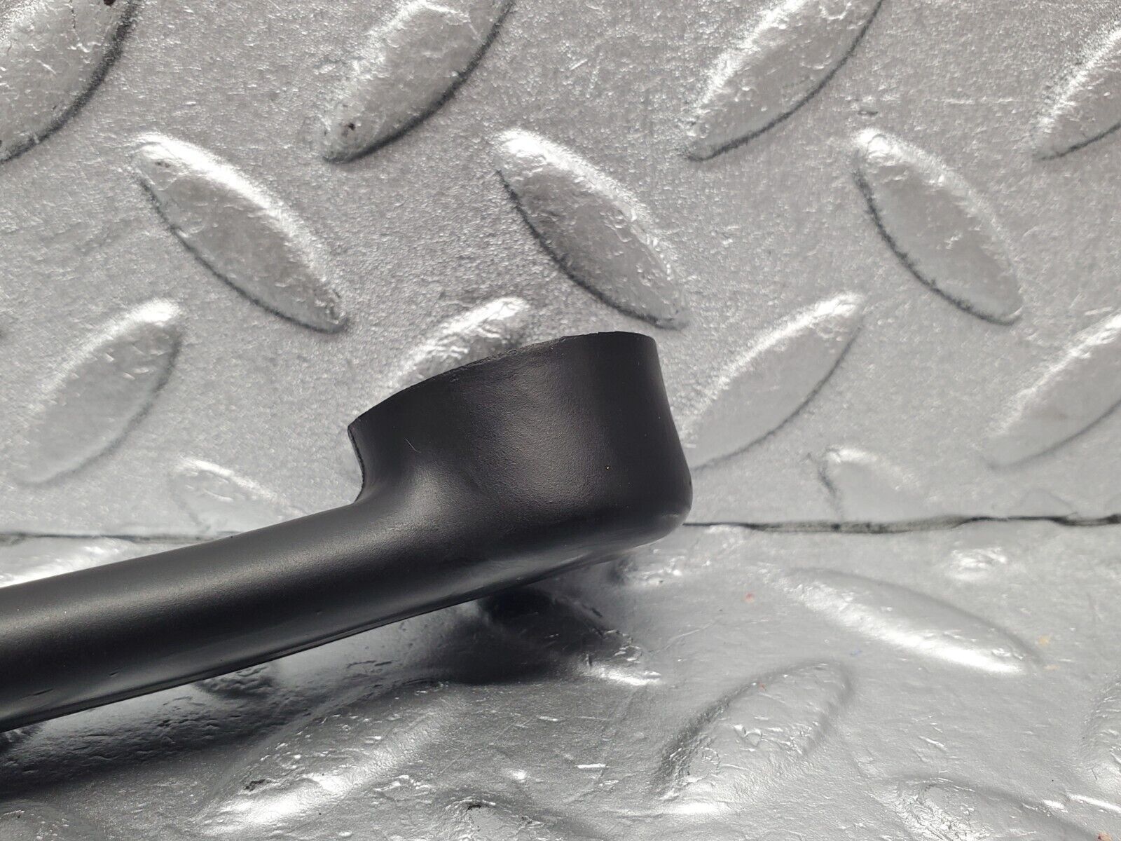 46427 Mercedes-Benz C123 280CE Coupe Crankcase Breather Hose Pipe 1100942482