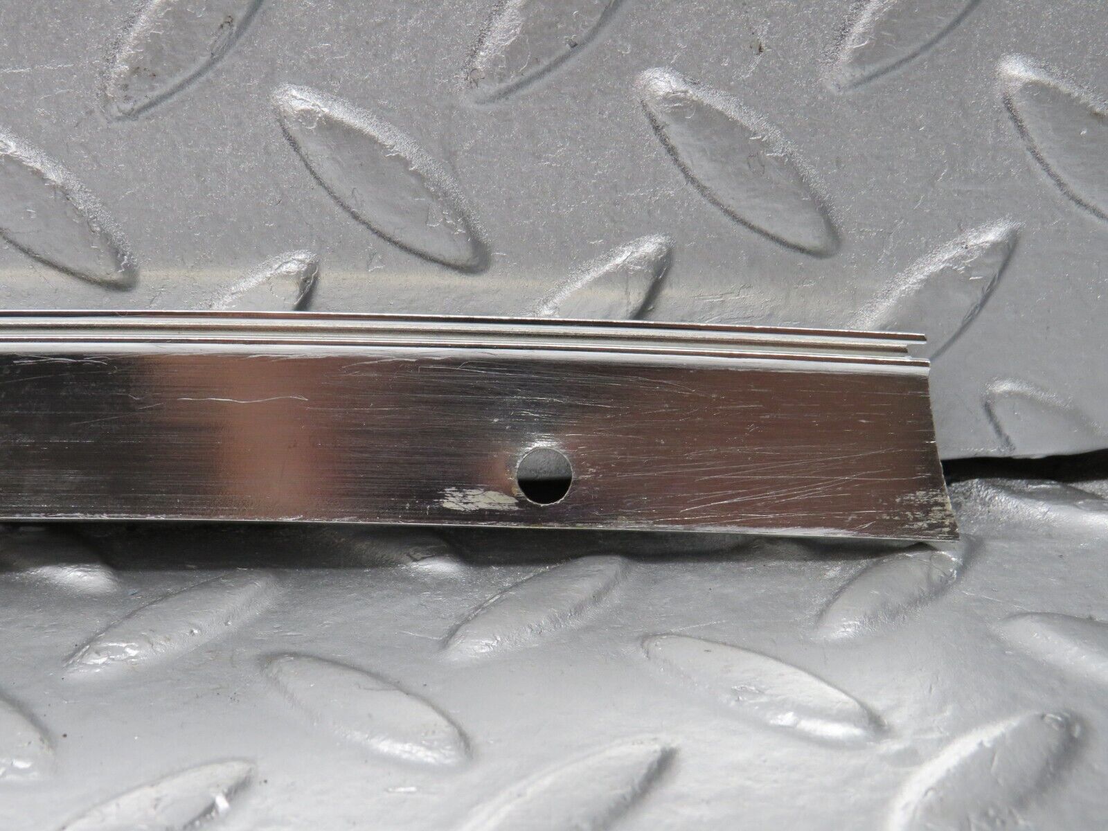 39858 Mercedes-Benz R107 350SL Hardtop B Pillar Chrome Trim Left Side