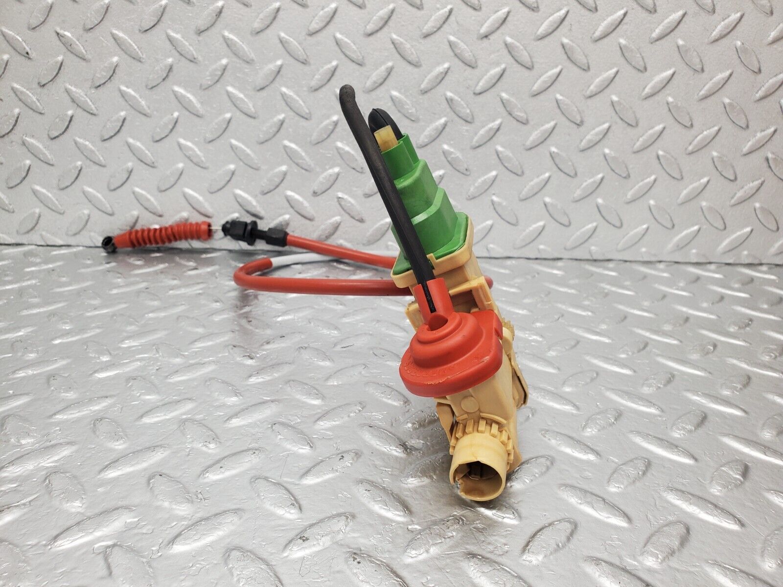 46296 Mercedes-Benz W124 280E Automatic Gearbox Kickdown Cable 1242701673