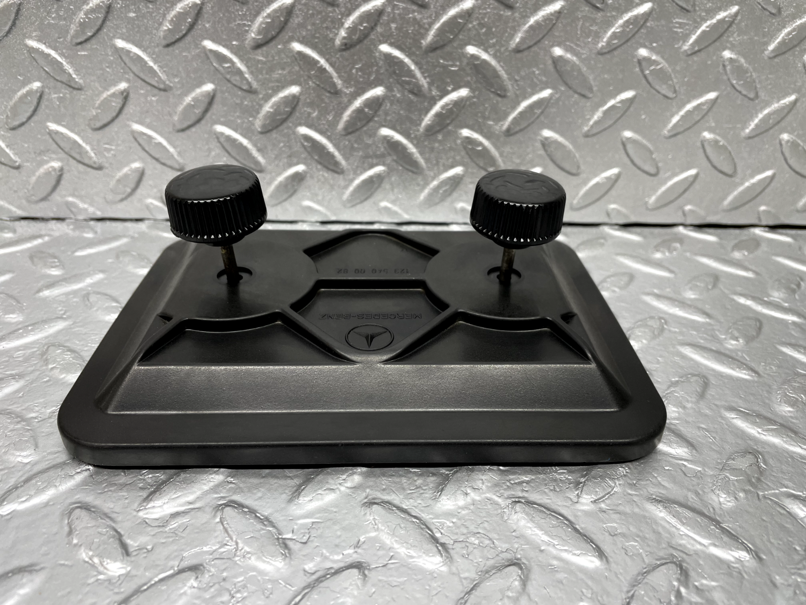 44268 Mercedes-Benz W123 280E Fuse Box Cover Lid 1235400082 1235451000