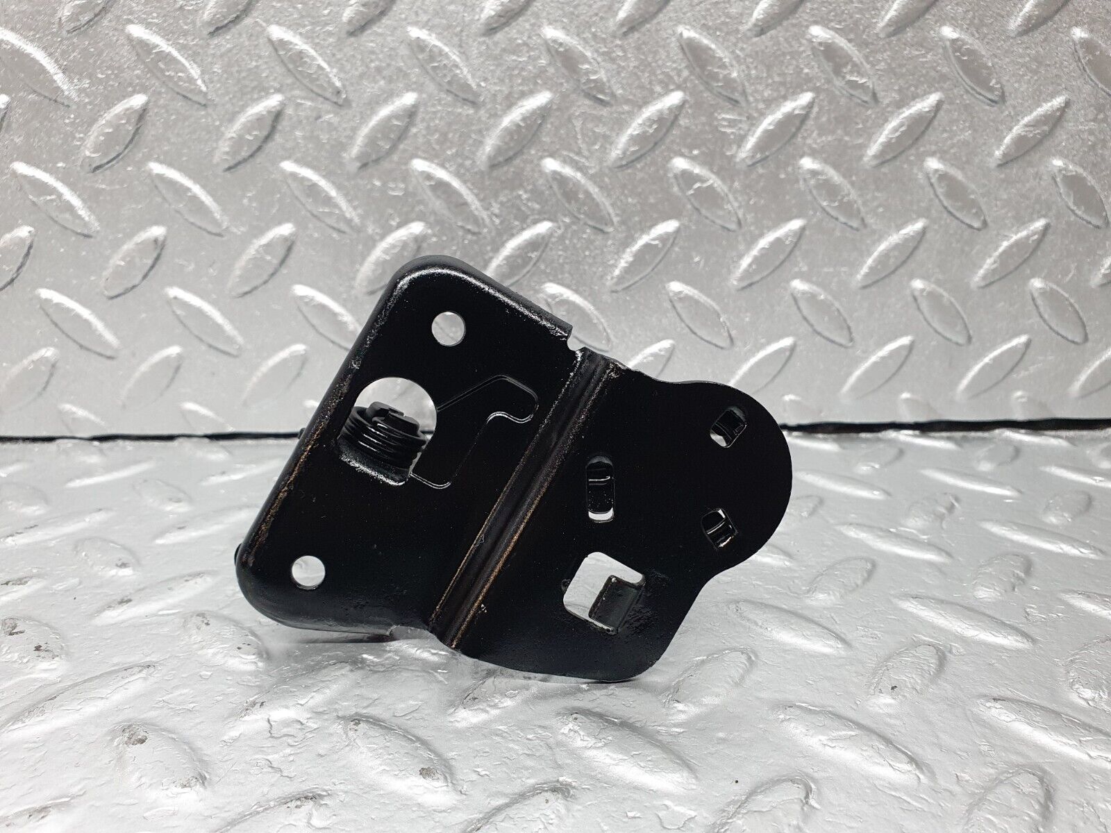 42301 Mercedes-Benz R129 320SL Coupe Bonnet Release Latch 1298800064