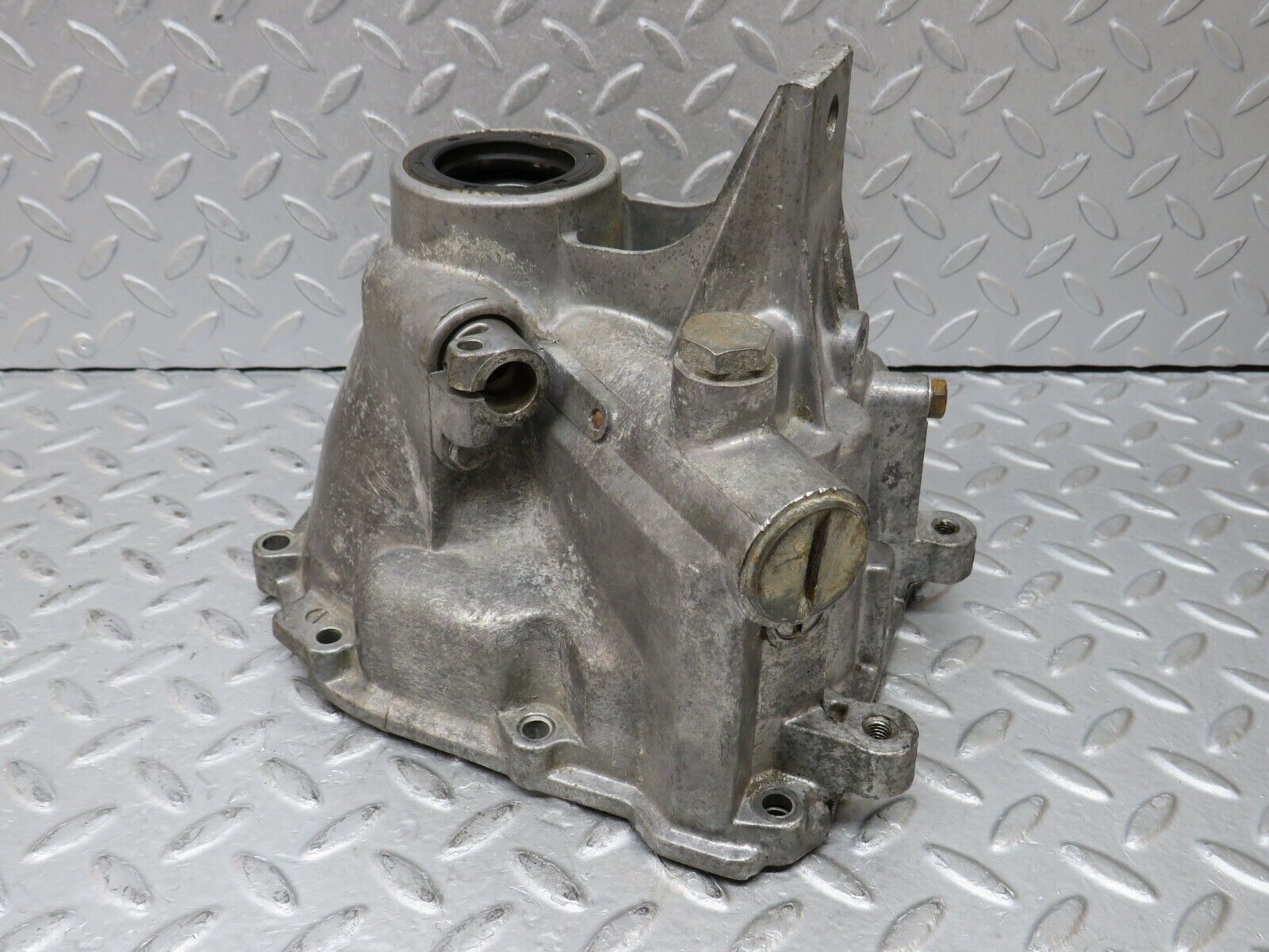36428 Mercedes-Benz R107 450SL Automatic Gearbox Rear Housing 1152705811