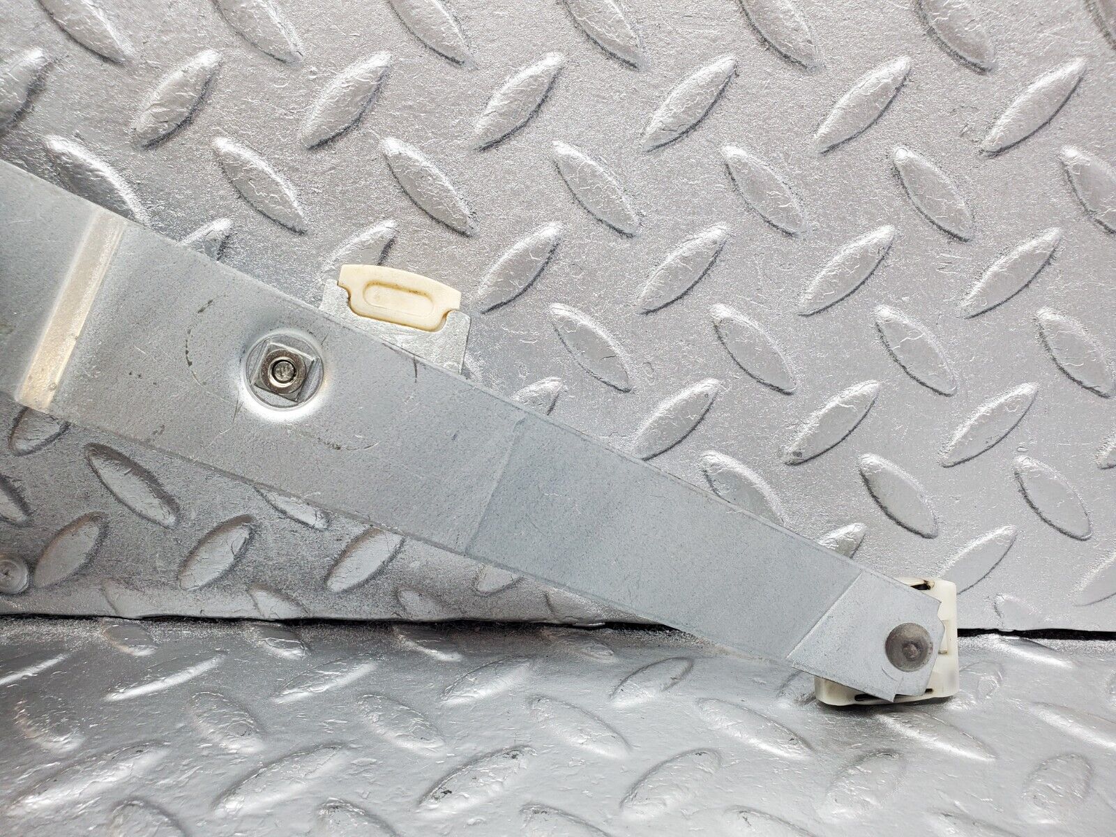 45712 Mercedes-Benz W126 420SE Rear Right Power Window Regulator 1267350211