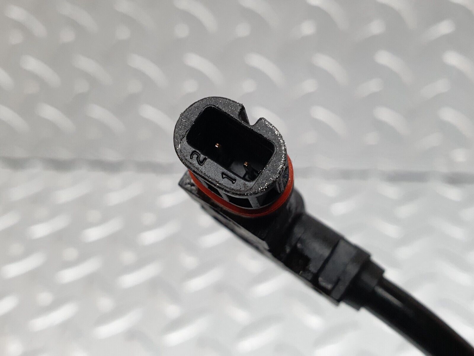 42117 Mercedes-Benz W202 C200 ABS Sensor Speed Sensor Right Side 2025402417