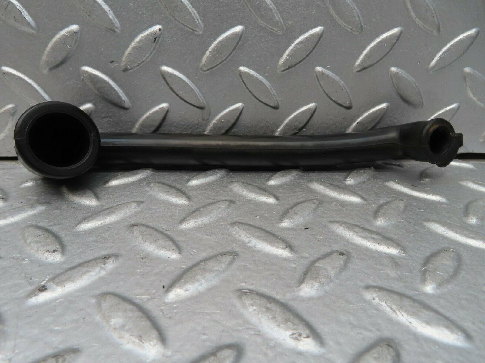 15688 Mercedes-Benz R107 450SL Crankcase Breather Hose 1170940391