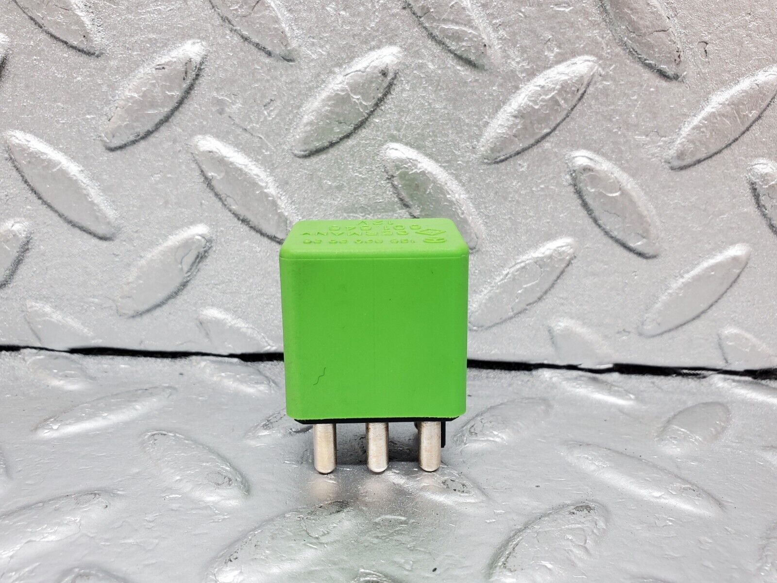 44963 Mercedes-Benz R129 300SL Coupe Headlight Wiper Relay 1268202026